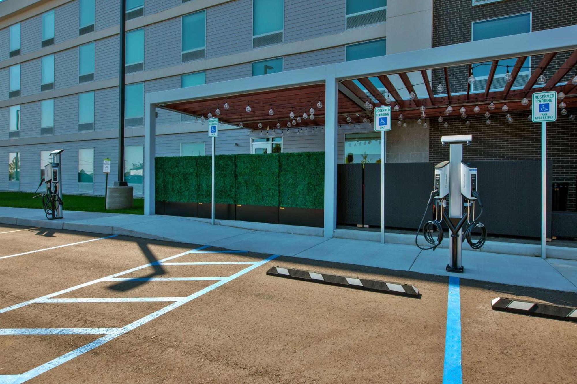 Home2 Suites By Hilton Grand Rapids South Byron Center Bagian luar foto