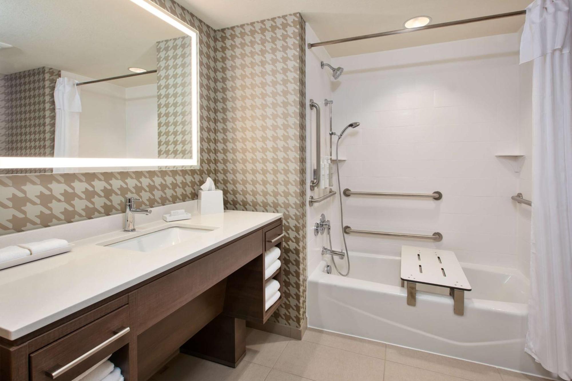Home2 Suites By Hilton Grand Rapids South Byron Center Bagian luar foto